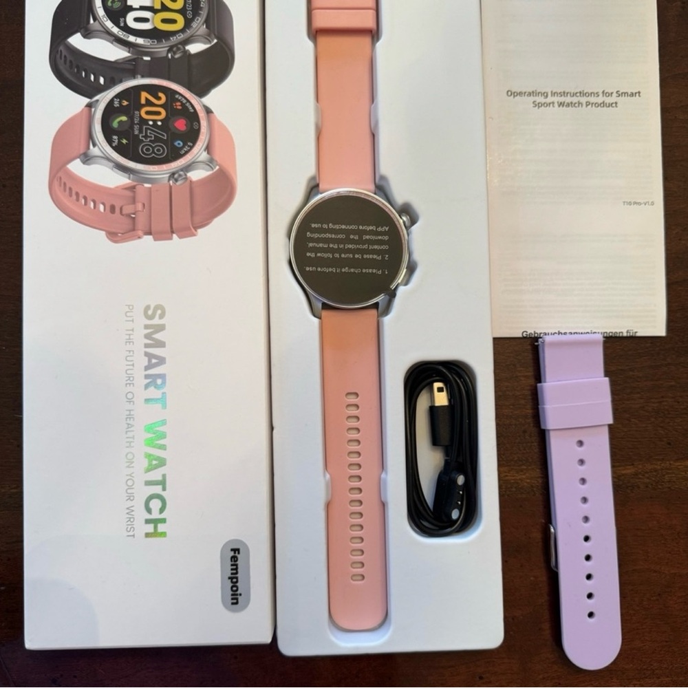 CUTE Smartwatch/Tracker - Picture 2 of 2